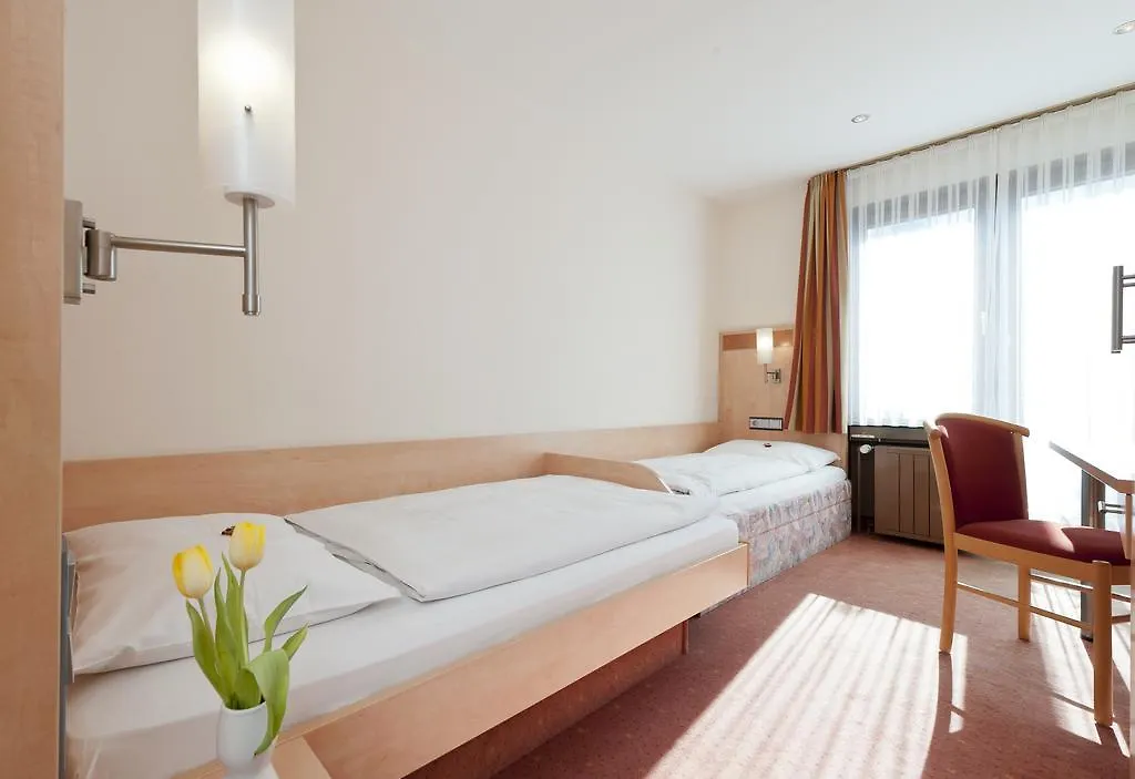 Garni Hotel Schumacher Filderstadt