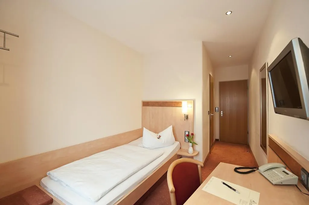 Garni Hotel Schumacher Filderstadt 2*,
